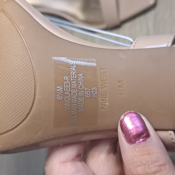 NEW NINE WEST SQUARE TOE HEELS IN NUDE - Picture 10 of 11